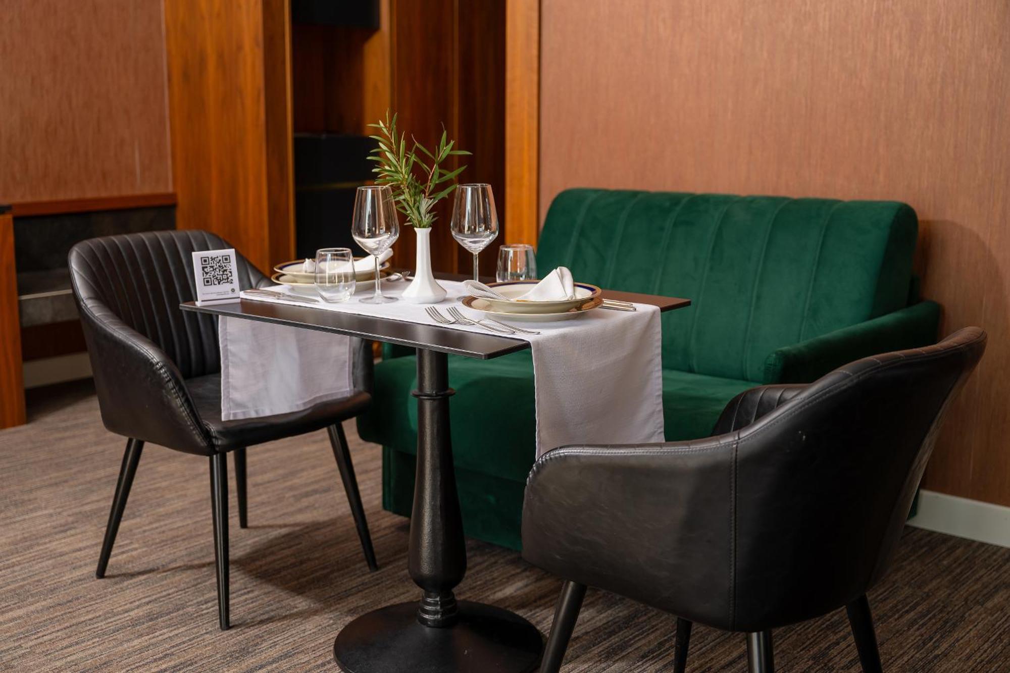 Select Hill Resort Linze Екстериор снимка